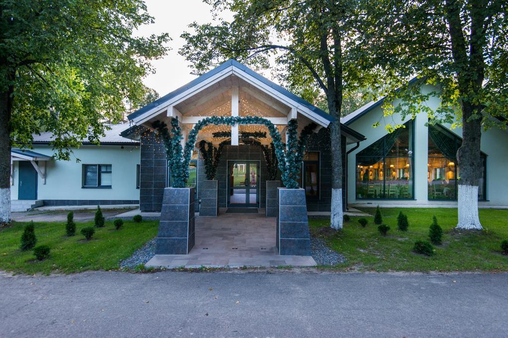 Country Club Festivalny Hotel Rakaw Eksteriør billede
